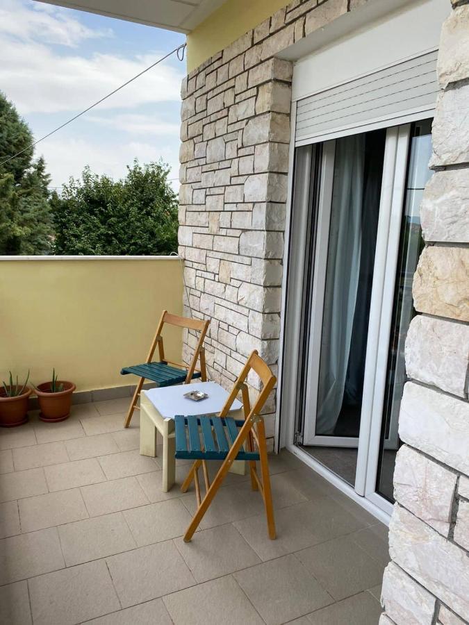 Polys Apartment And Paraskevi Studio With View Ptolemaida Buitenkant foto