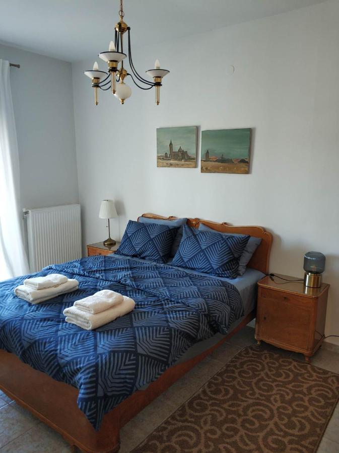 Polys Apartment And Paraskevi Studio With View Ptolemaida Buitenkant foto