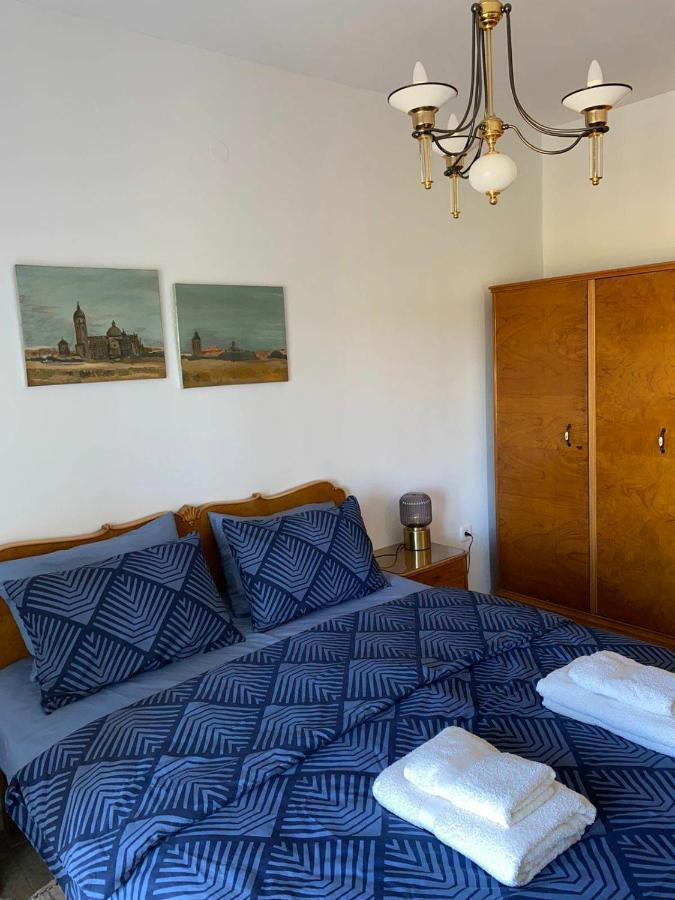 Polys Apartment And Paraskevi Studio With View Ptolemaida Buitenkant foto