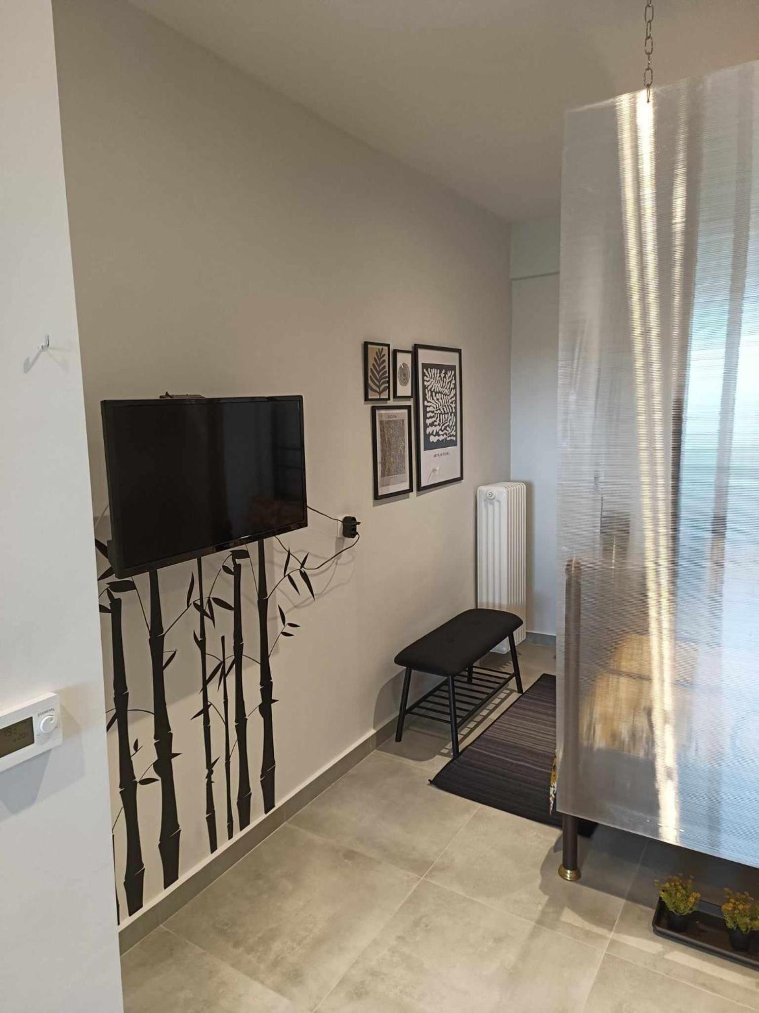 Polys Apartment And Paraskevi Studio With View Ptolemaida Buitenkant foto