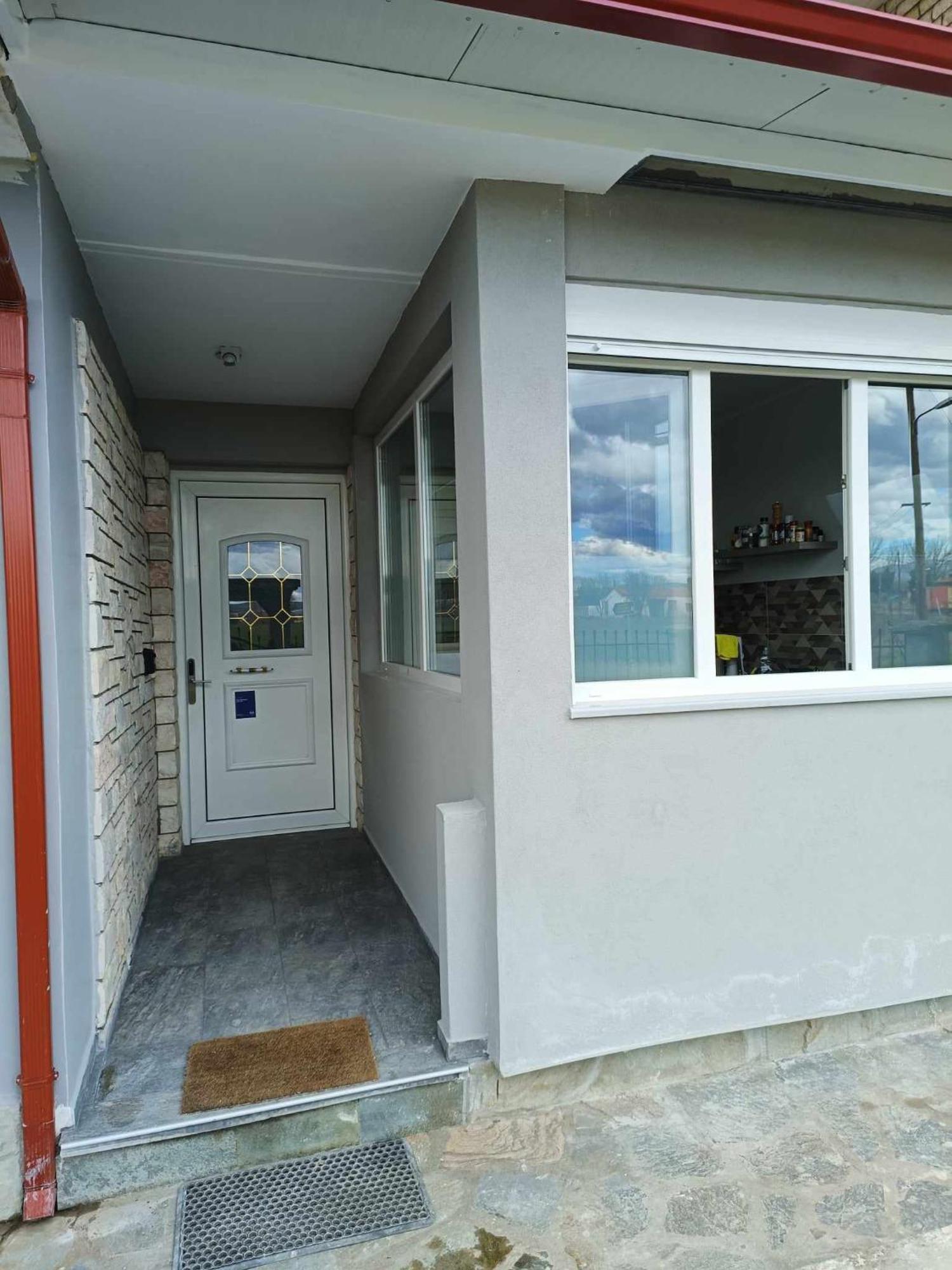 Polys Apartment And Paraskevi Studio With View Ptolemaida Buitenkant foto